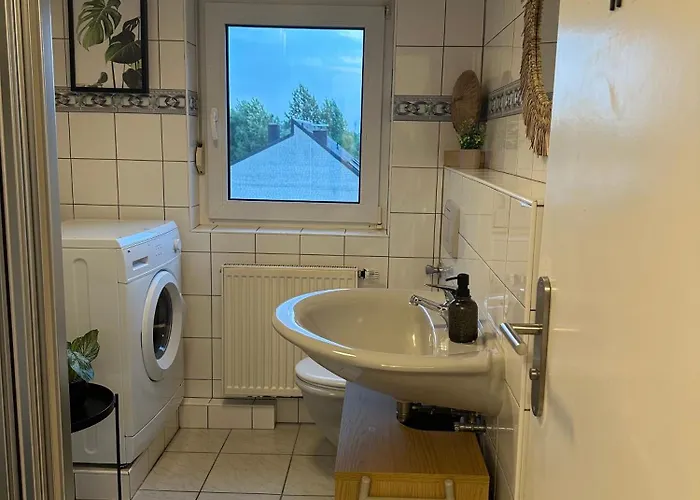 3-zimmer-apartment I 2 Min Bis Hbf I Smart Tv I Wifi I Modern *