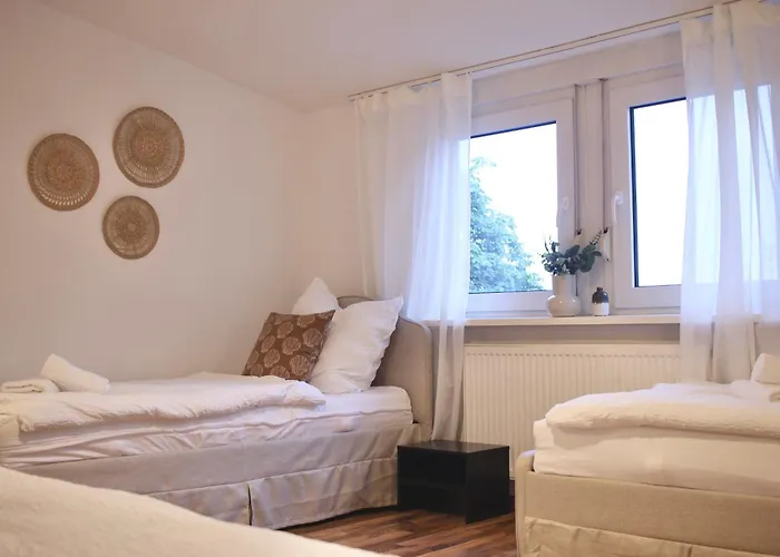 Lejlighed 3-zimmer-apartment I 2 Min Bis Hbf I Smart Tv I Wifi I Modern