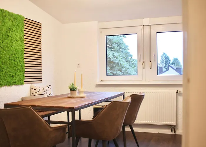 Lejlighed 3-zimmer-apartment I 2 Min Bis Hbf I Smart Tv I Wifi I Modern *