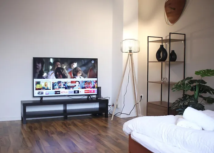 3-zimmer-apartment I 2 Min Bis Hbf I Smart Tv I Wifi I Modern