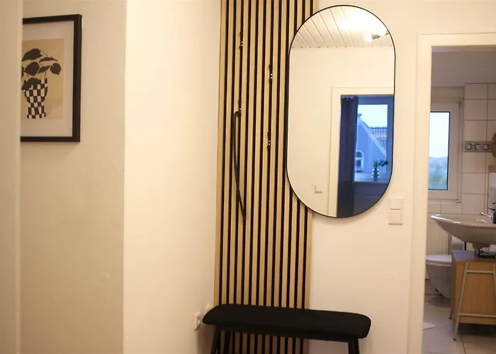 Lejlighed 3-zimmer-apartment I 2 Min Bis Hbf I Smart Tv I Wifi I Modern