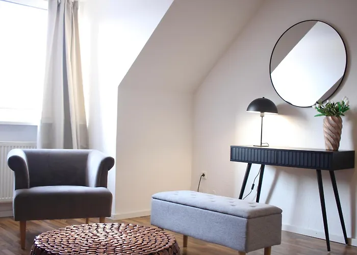 Lejlighed 3-zimmer-apartment I 2 Min Bis Hbf I Smart Tv I Wifi I Modern Hamm (North Rhine-Westphalia)